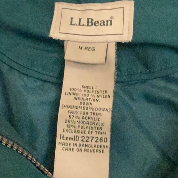 L.L. Bean Women's Teal Puffer Coat - Picture 2 of 5
